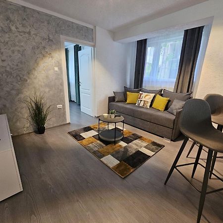 Mona Central Apartment フネドアラ エクステリア 写真