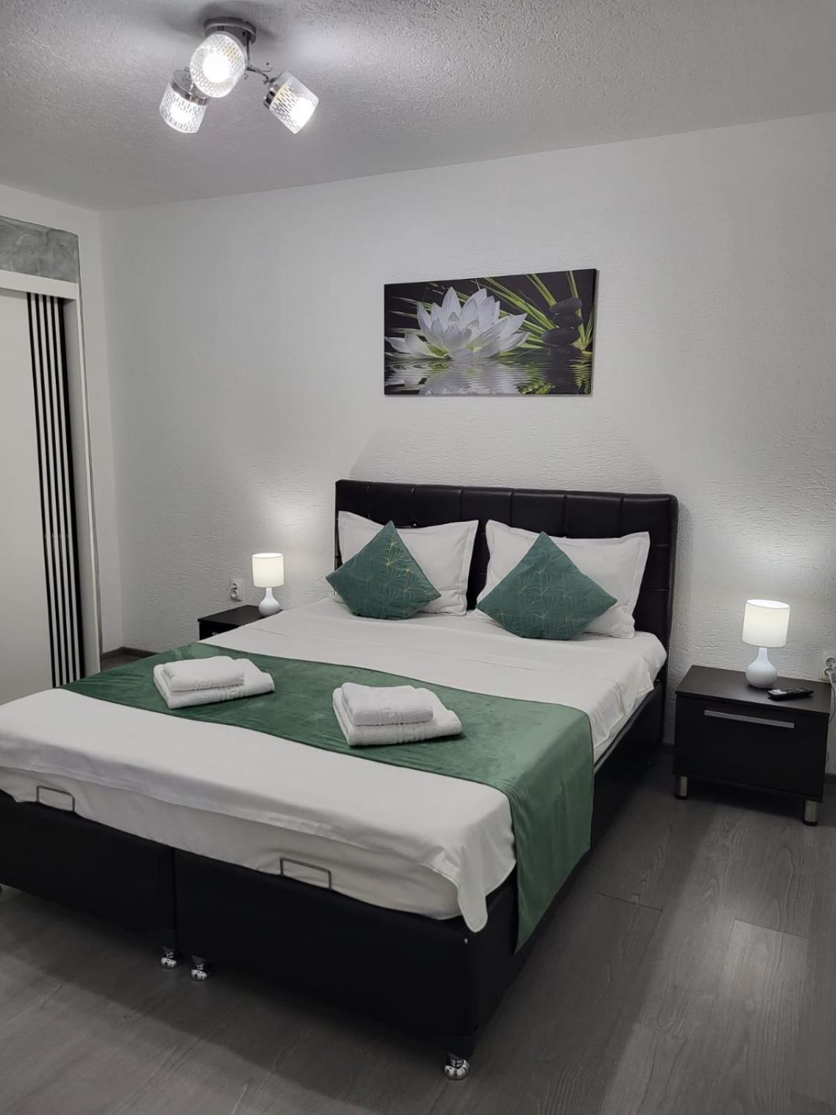 Mona Central Apartment フネドアラ エクステリア 写真